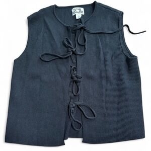 Black tie front vest top XS